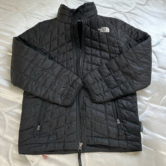 The North Face Boys Thermoball Eco Jacket - Picture 2 of 5